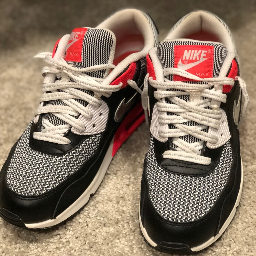 Nike Air Max 90